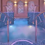 Retro Riverside Wellness