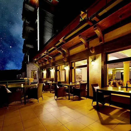 Hotel Retro Riverside Wellness