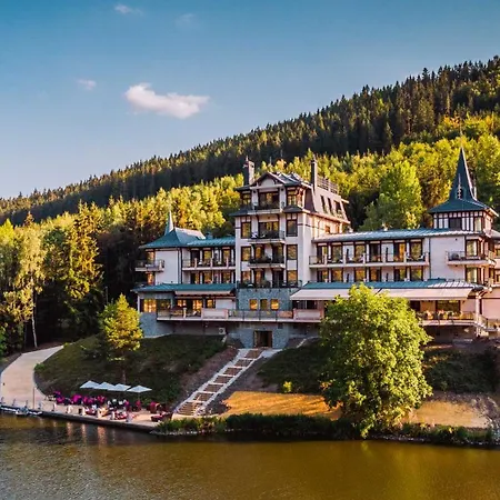 Retro Riverside Wellness Karlovy Vary