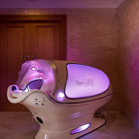 Retro Riverside Wellness 5* Karlovy Vary