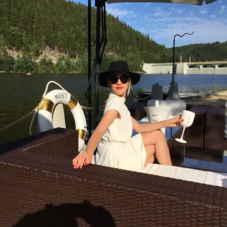 Retro Riverside Wellness Hotel Karlovy Vary