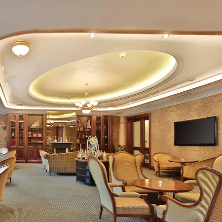 Hotell Retro Riverside Wellness 5*