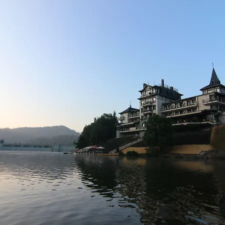 Hotel Retro Riverside Wellness Karlovy Vary