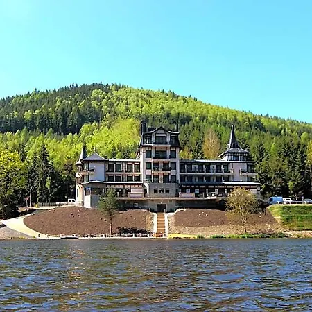 Retro Riverside Wellness Karlovy Vary