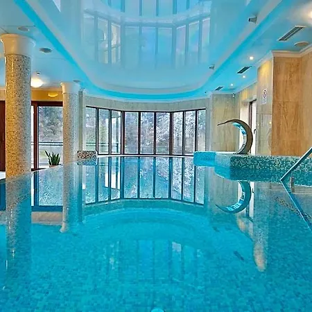 Retro Riverside Wellness 5* Κάρλοβι Βάρι