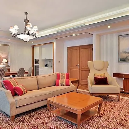 Retro Riverside Wellness Ξενοδοχείο 5*