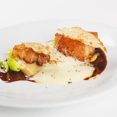 Retro Riverside Wellness 5* Karlovy Vary