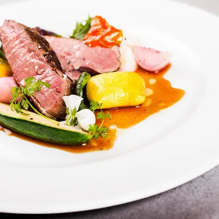 Hotel Retro Riverside Wellness